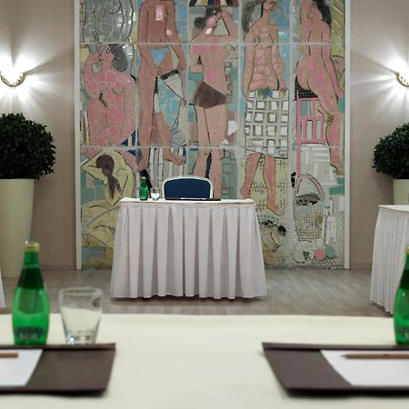 Atlantica Miramare Beach Лимасол Екстериор снимка