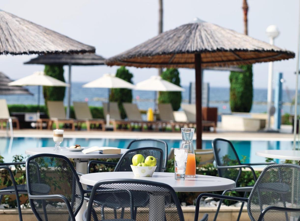Atlantica Miramare Beach Лимасол Екстериор снимка