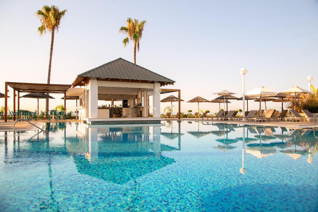 Atlantica Miramare Beach Лимасол Екстериор снимка