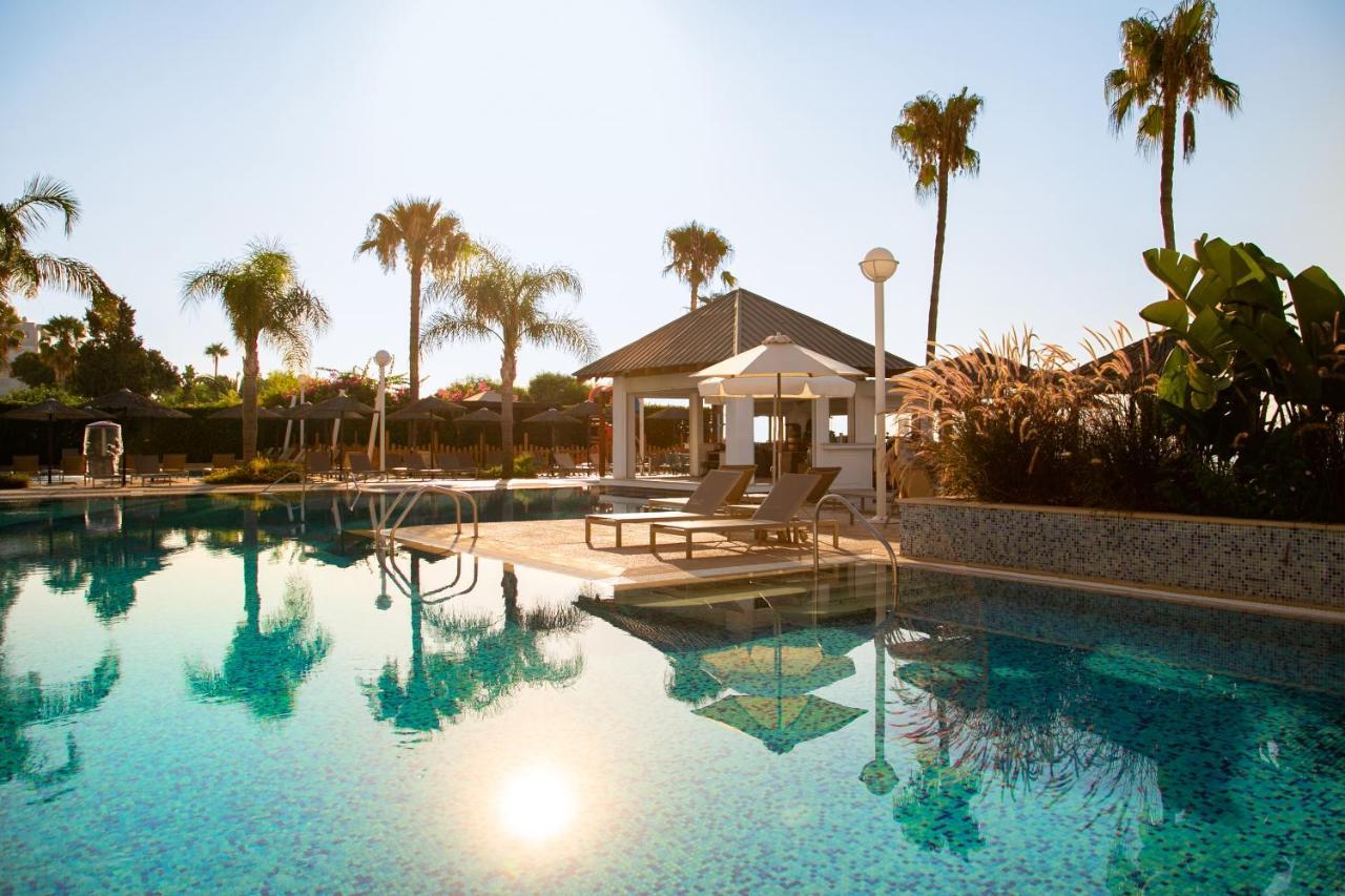 Atlantica Miramare Beach Лимасол Екстериор снимка