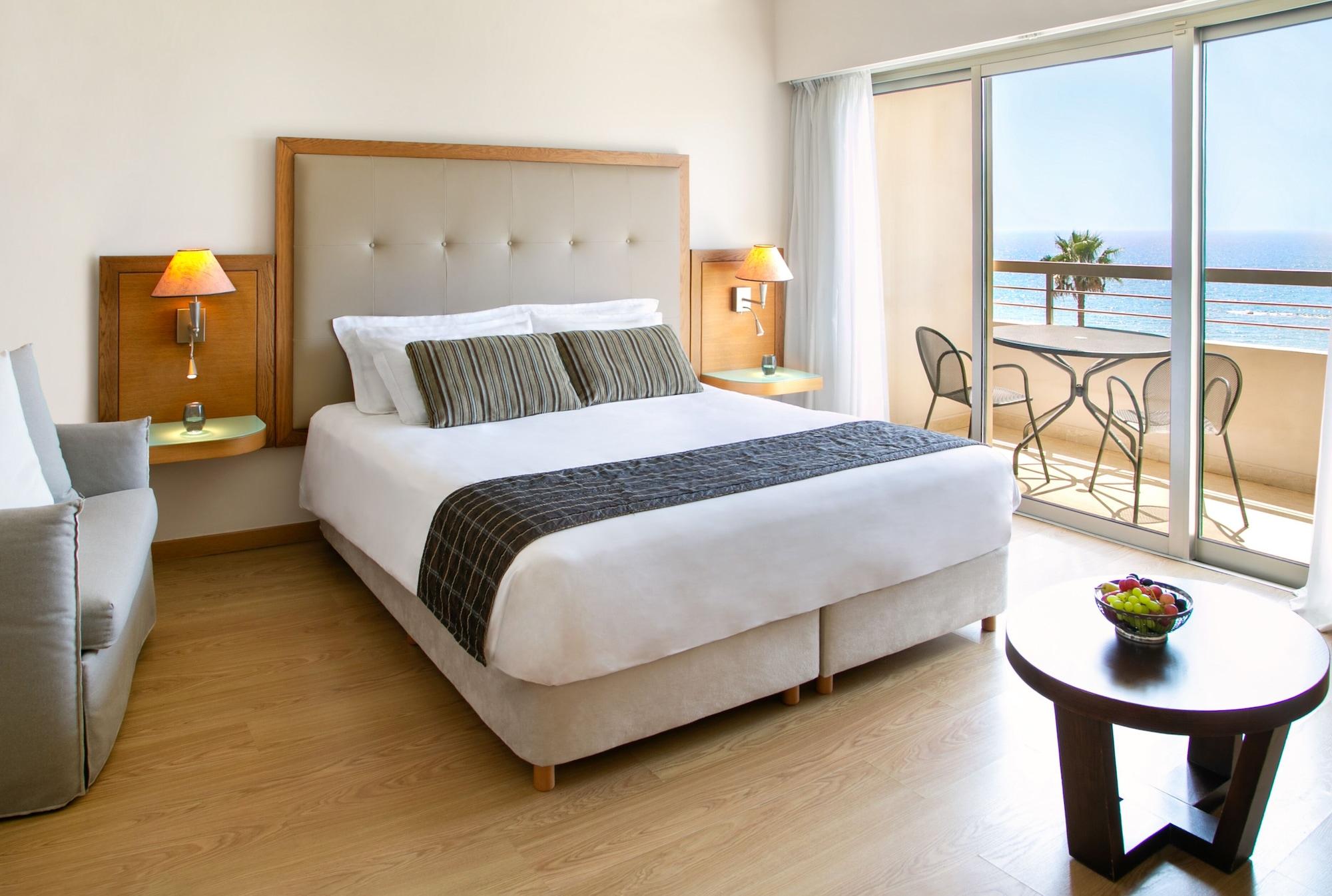 Atlantica Miramare Beach Лимасол Екстериор снимка