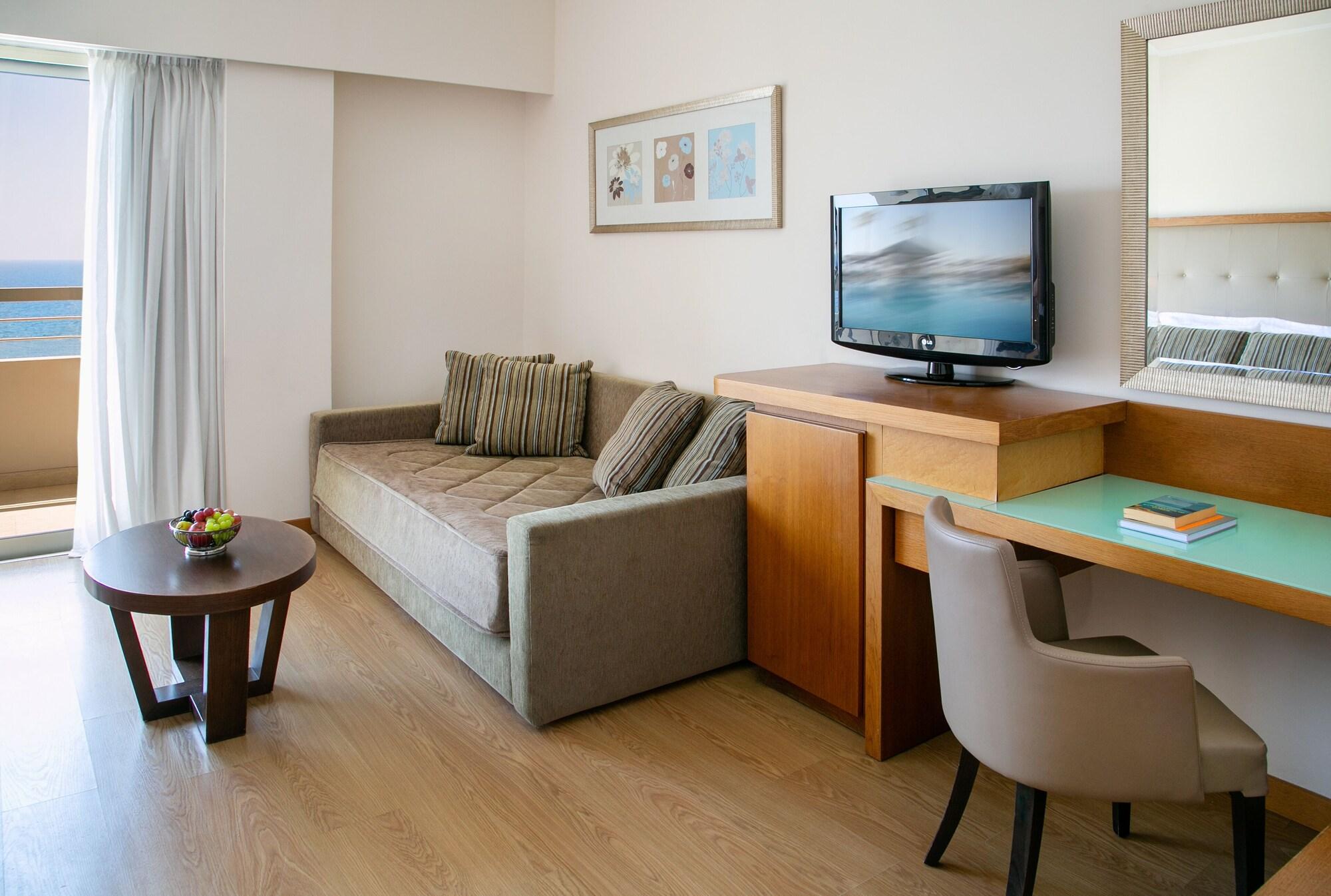 Atlantica Miramare Beach Лимасол Екстериор снимка