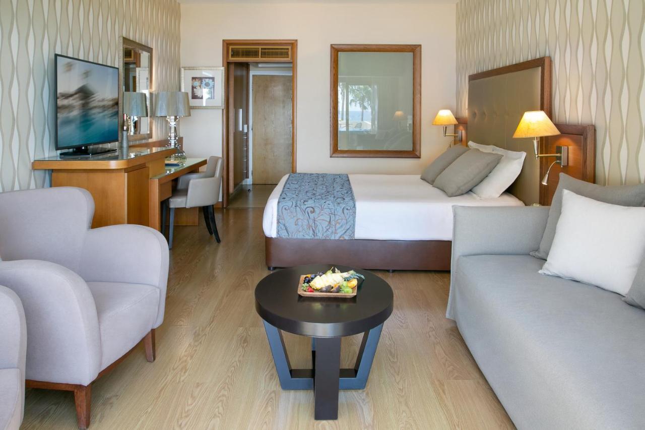 Atlantica Miramare Beach Лимасол Екстериор снимка