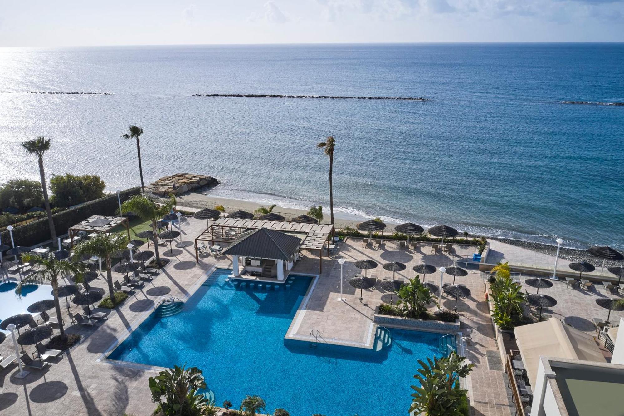 Atlantica Miramare Beach Лимасол Екстериор снимка